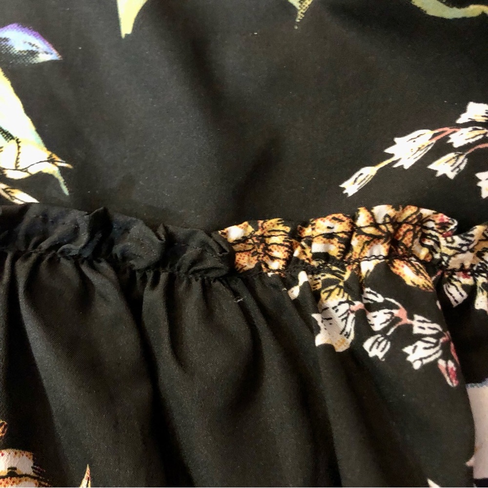 Chelsea & Theodore Blouse Womens XL Used Black Floral - Picture 12 of 15